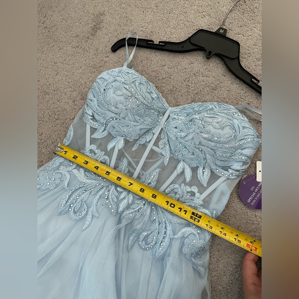 Dress Stunning baby blue maxi prom wedding formal dress size 7 - Picture 2 of 10